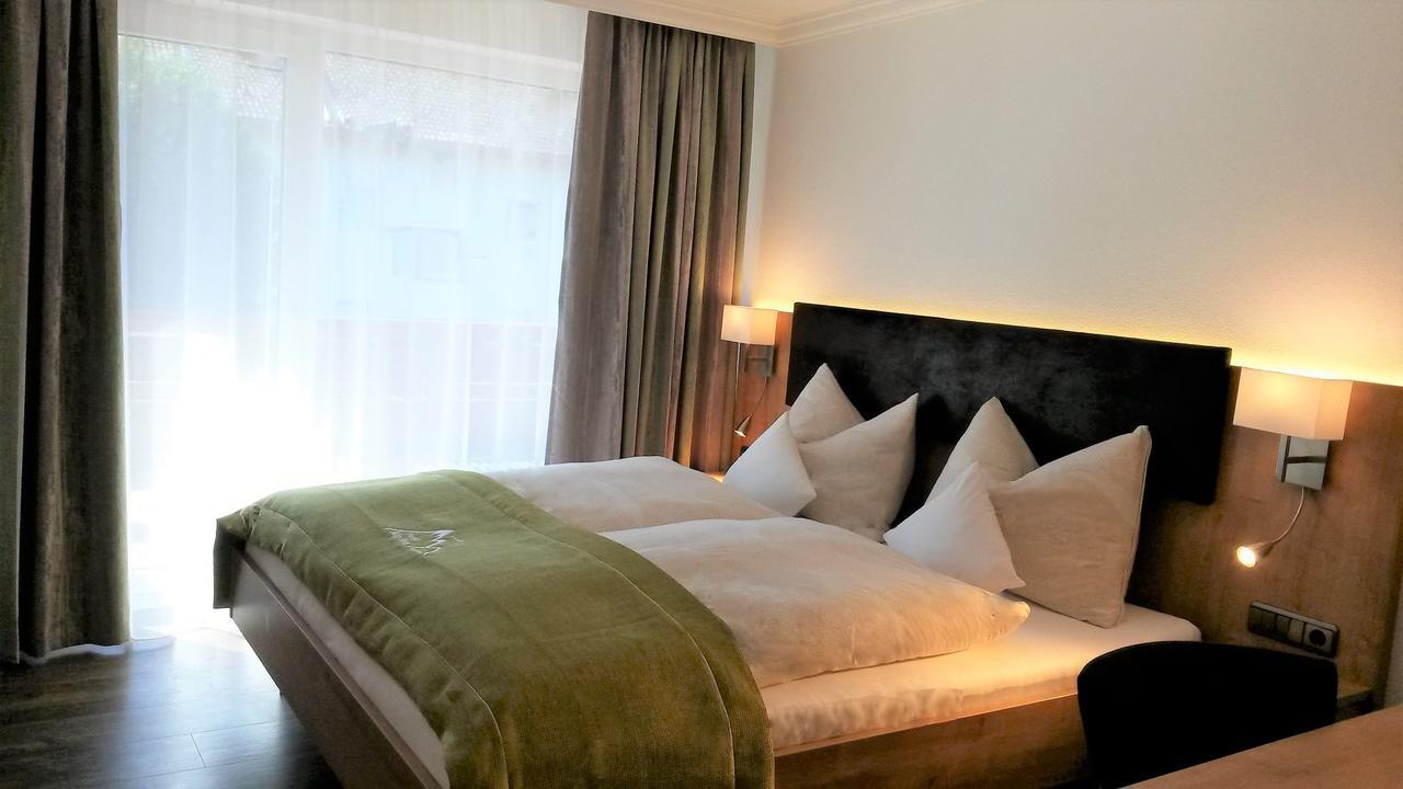 Hotel Alp Inn - Chiemgaukarte Inclusive ルーポルディング エクステリア 写真