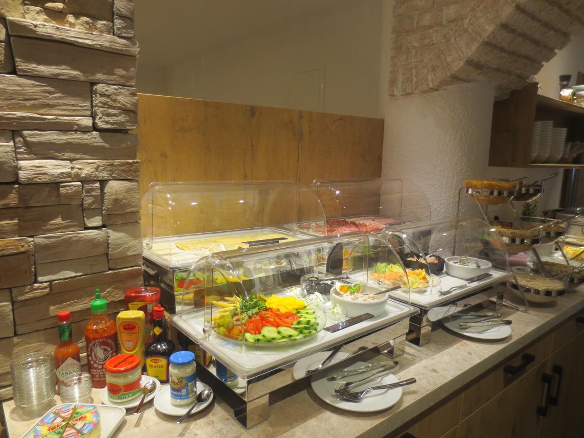 Hotel Alp Inn - Chiemgaukarte Inclusive ルーポルディング エクステリア 写真