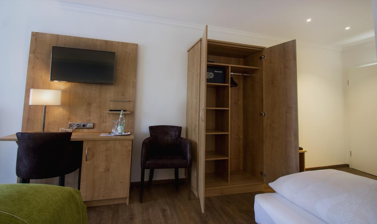 Hotel Alp Inn - Chiemgaukarte Inclusive ルーポルディング エクステリア 写真